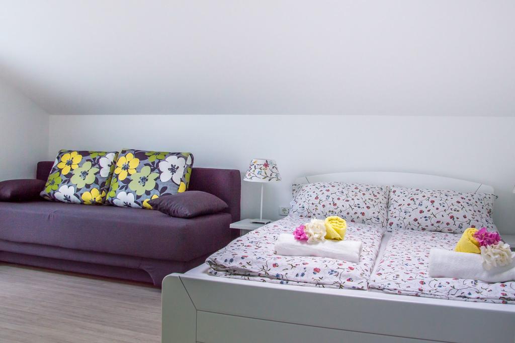 Apartments Punta By Sea Umag Extérieur photo
