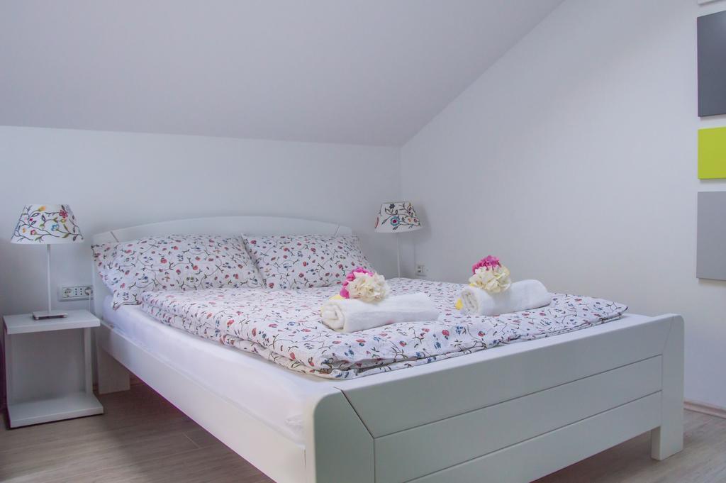 Apartments Punta By Sea Umag Extérieur photo